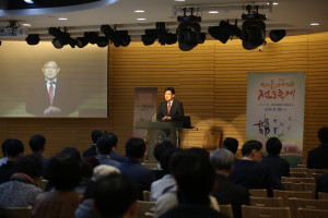 2018.4.12 520 꺻뀫 뗡뀽 료꼮 ╇꼦 ㏇꼳 α넫 꺻뀳 롟뀸 ⓤ꼳   롟뀯 뷘꼪 α넫 띮뀬 녲뀳 뗡뀿   뚡뀳 뗡뀷 솽꼪 ㏇넧 녲뀳 ⓤ꼮 ■꼥 듄넽(8)